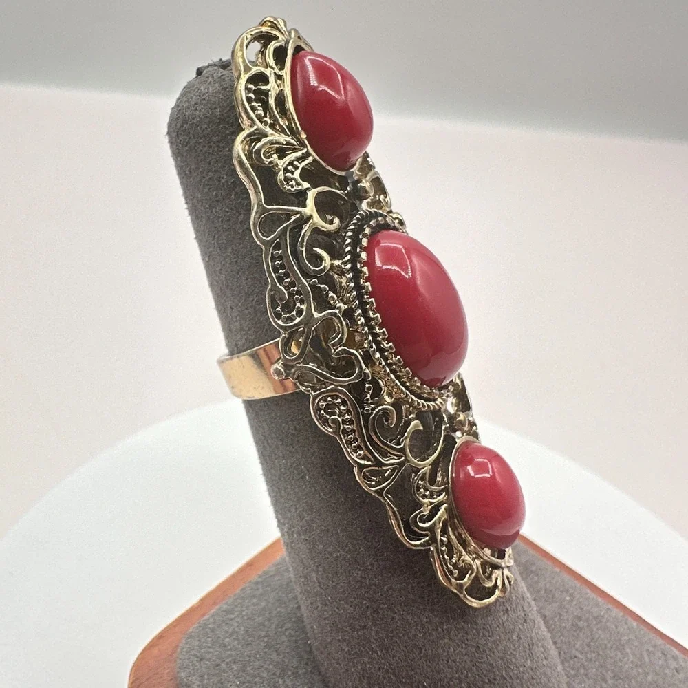 Vintage Y2K Gold Tone Filigree‎ Red Stone Ring Statement Women's Classic Jewelry